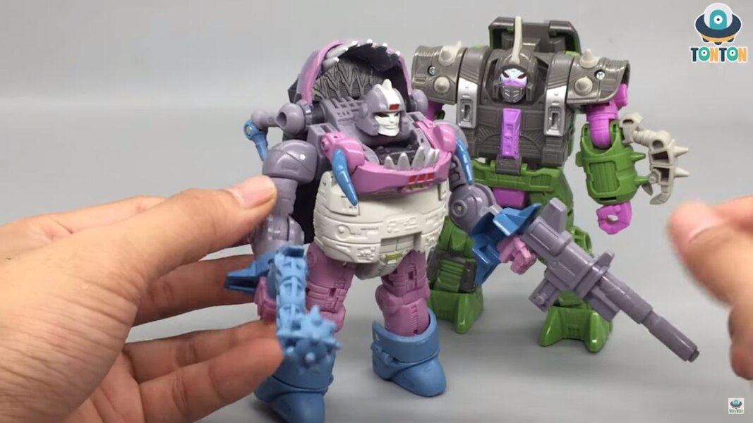 transformers studio series 86 sharkticon